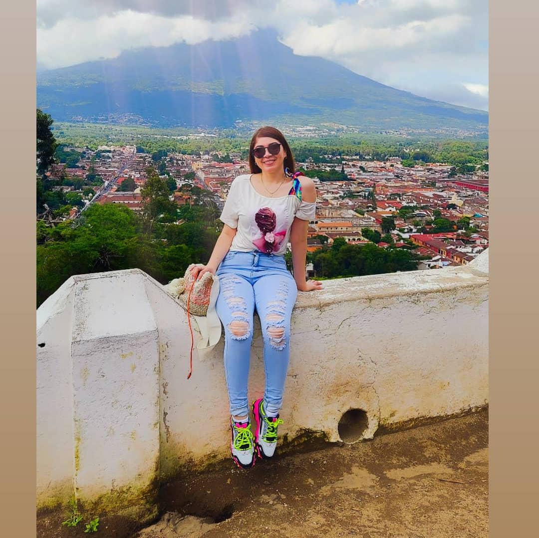 Profile of Katherin Pivaral