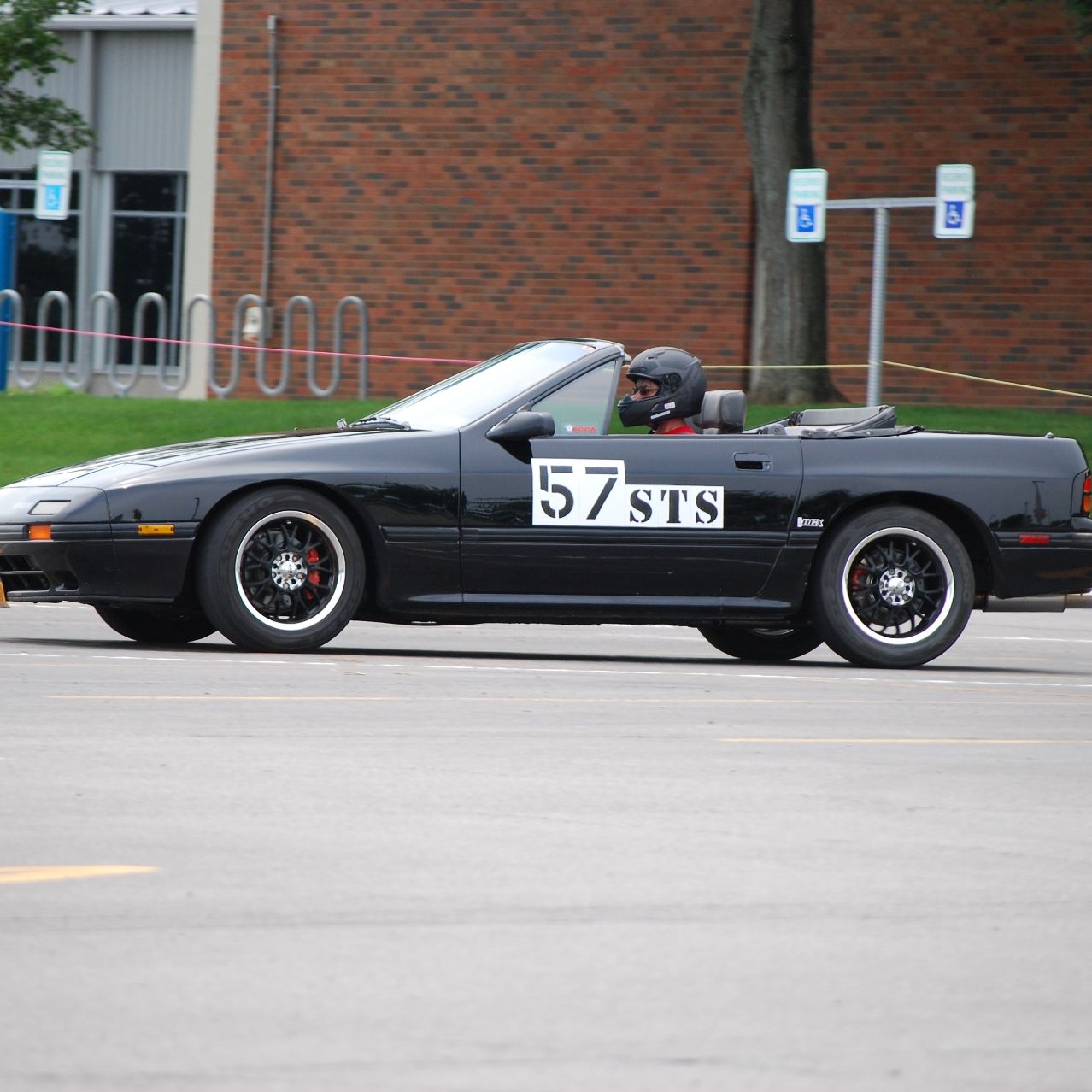 Profile of Cary Holdsworth