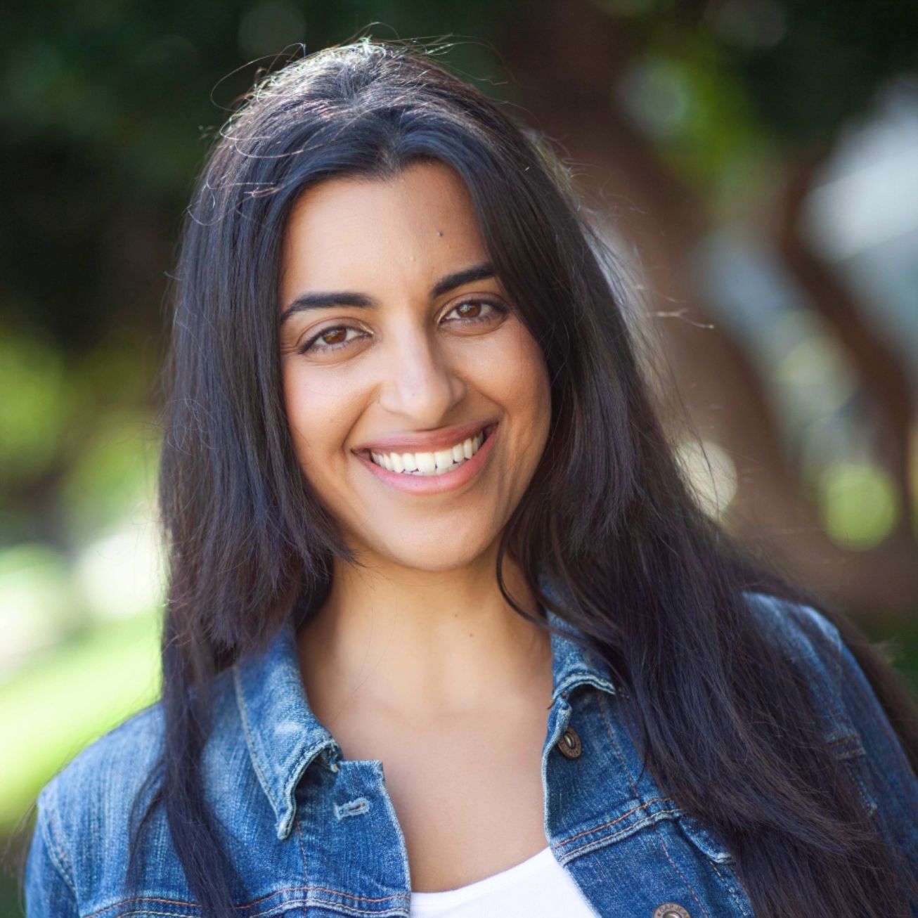 Profile of Vinita Khilnani