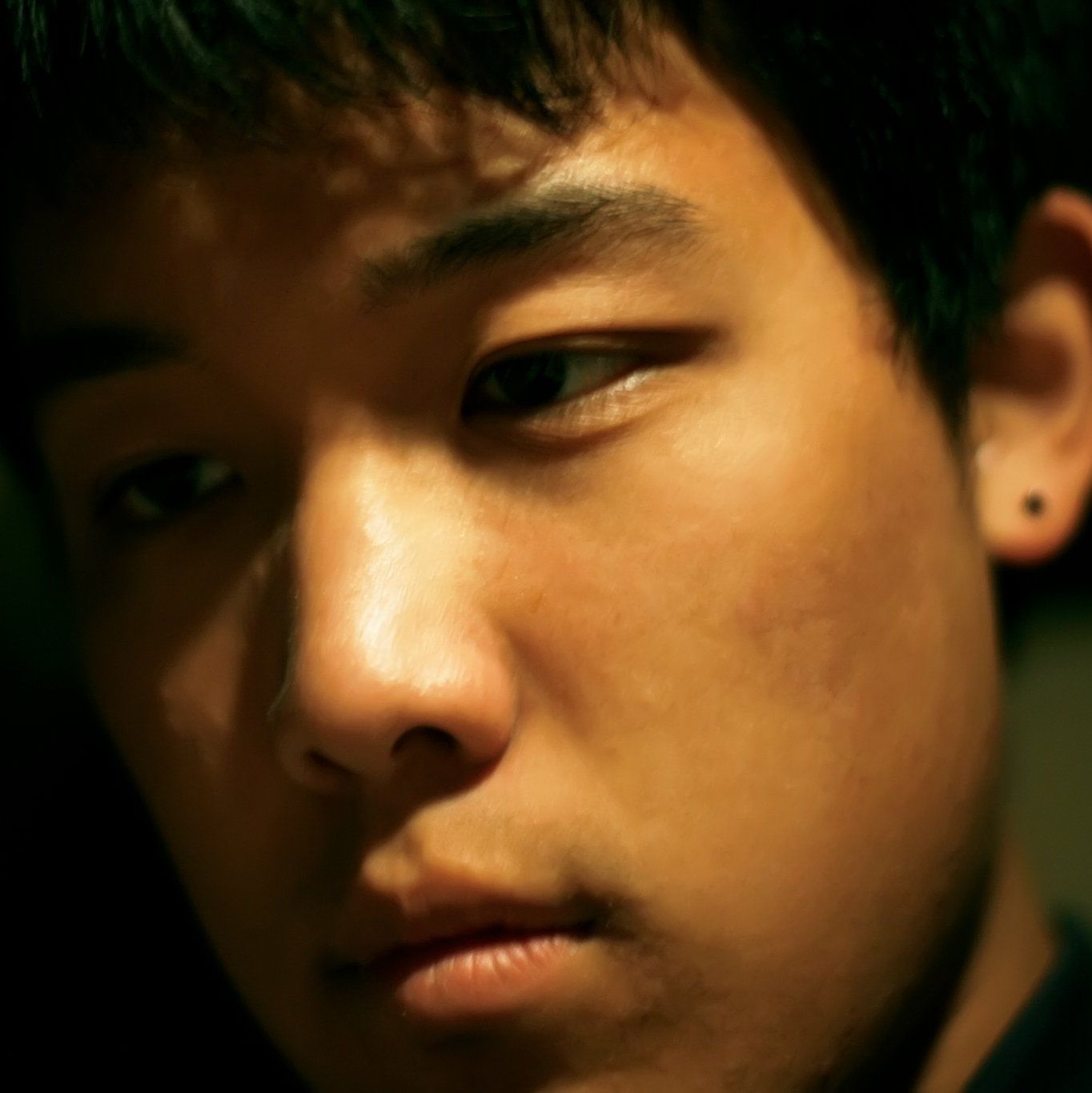 Profile of Gabriel Lee