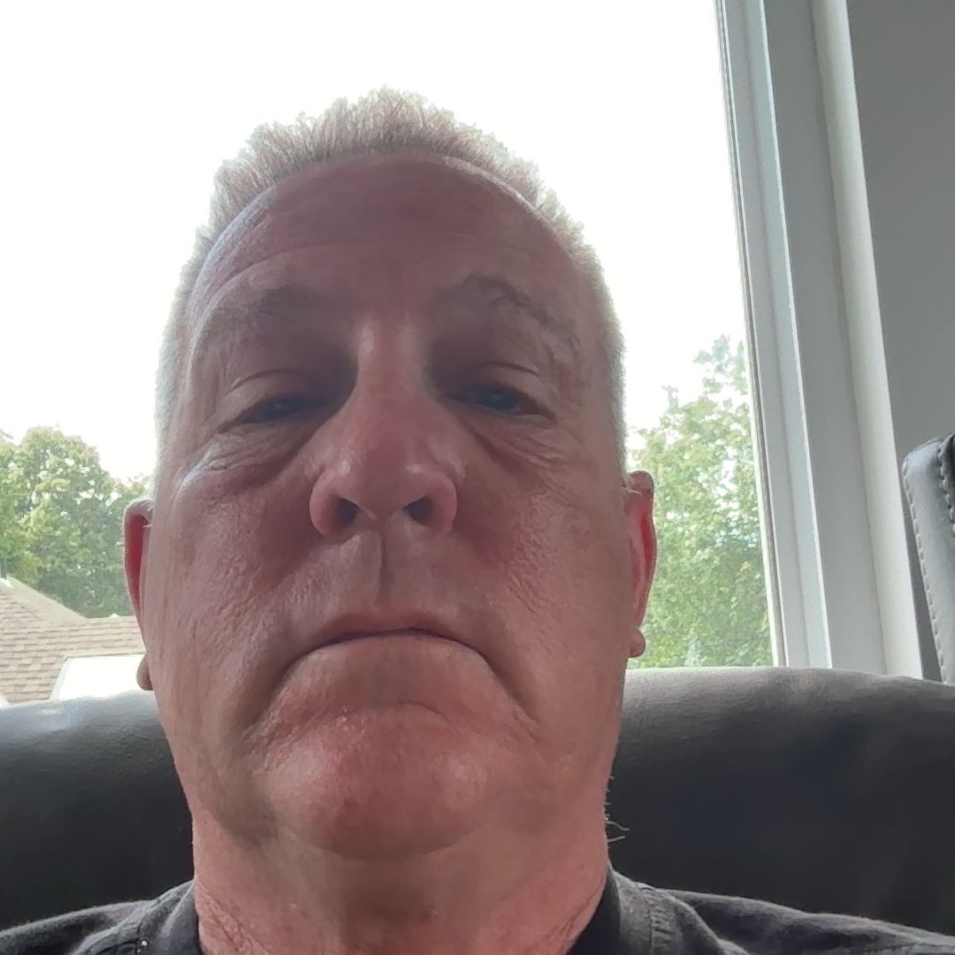 Profile of Scott Howard