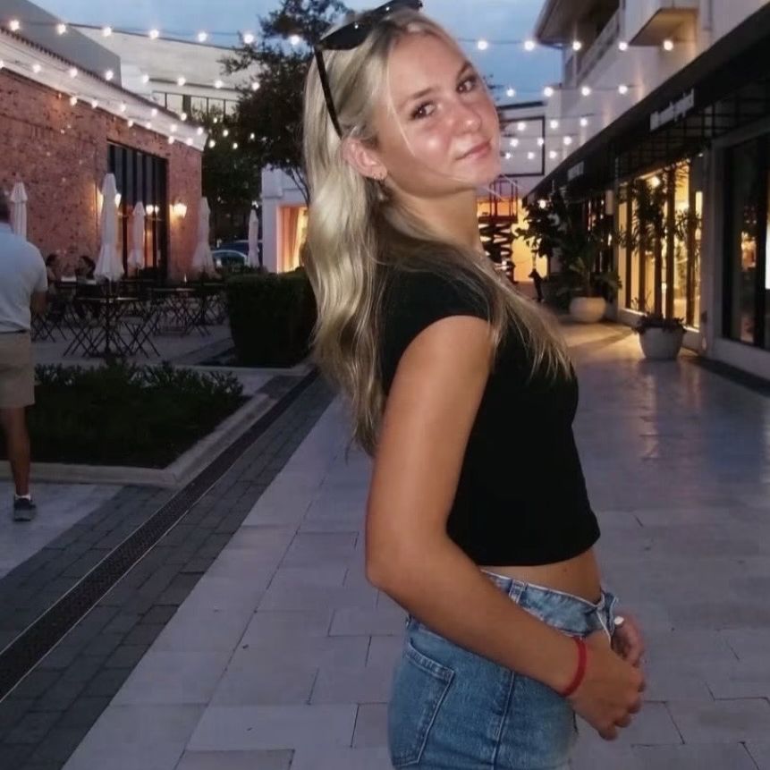 Profile of Sadie Schrott