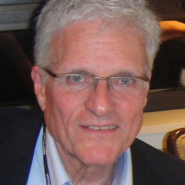 Profile of Dalmo de Vasconcelos