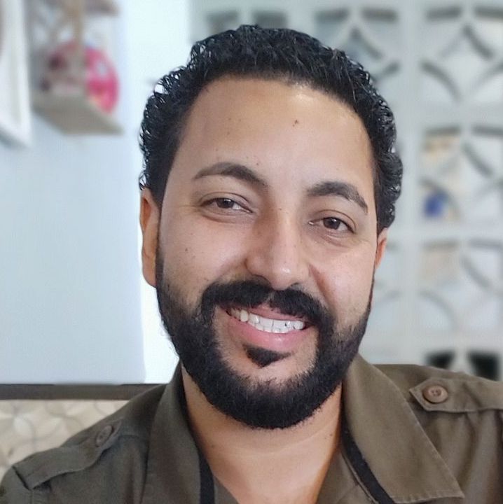 Profile of Victor Rosa