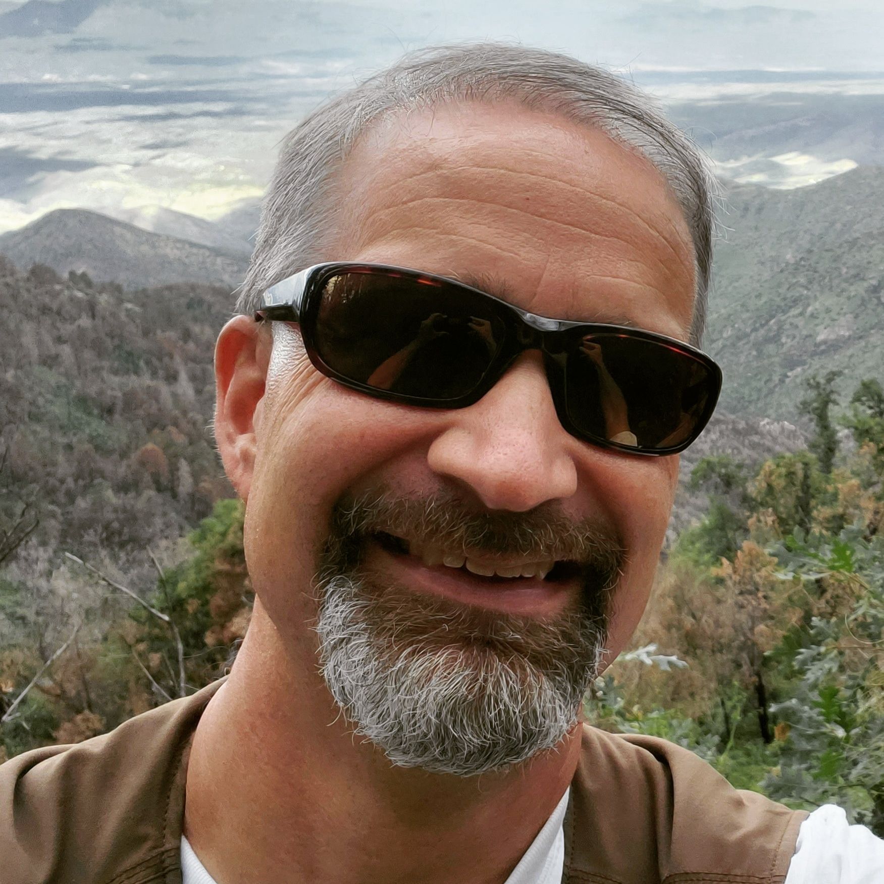 Profile of Lee Shadbolt