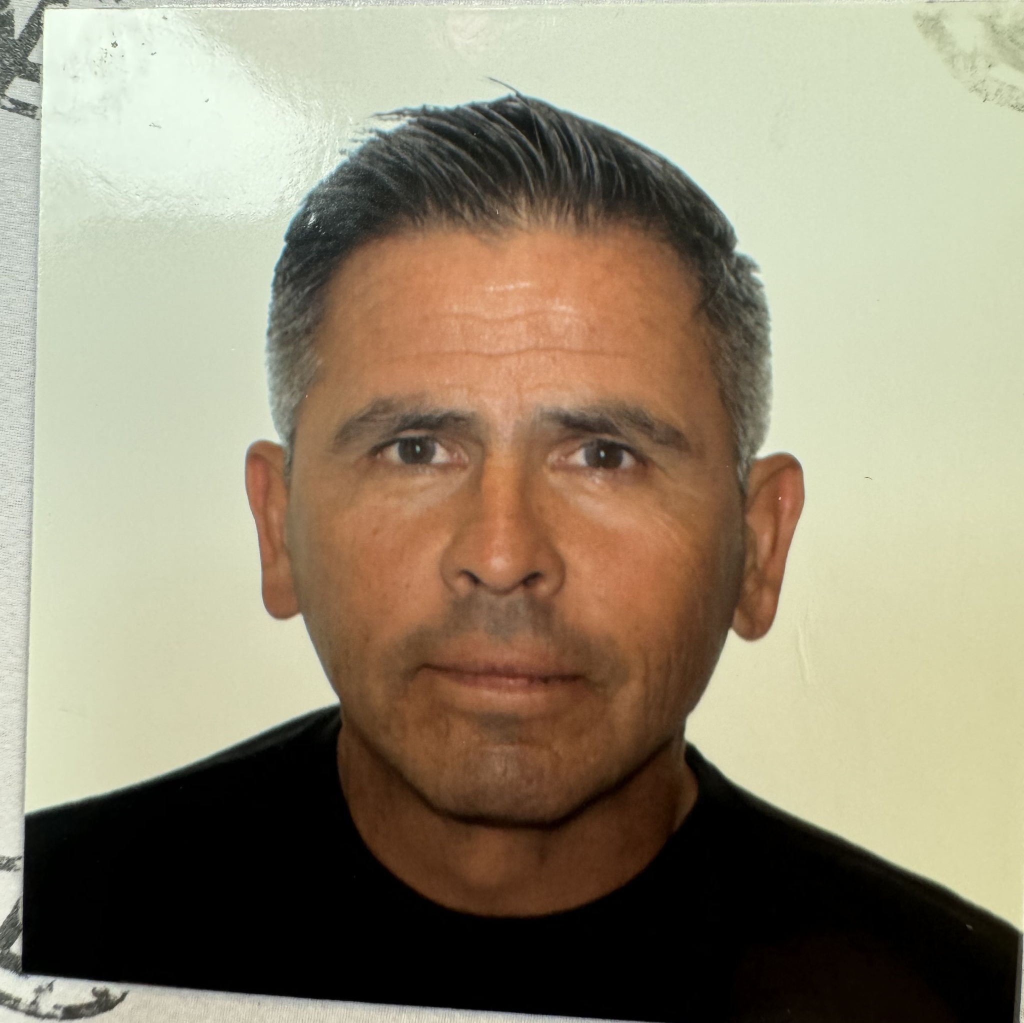 Profile of Raul Becerra