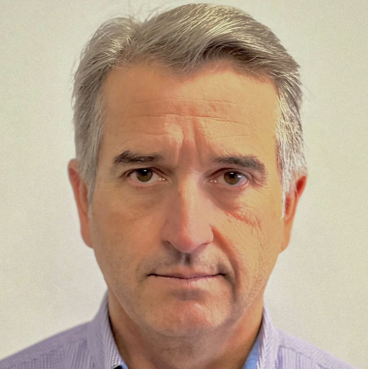 Profile of Eduardo dos Santos