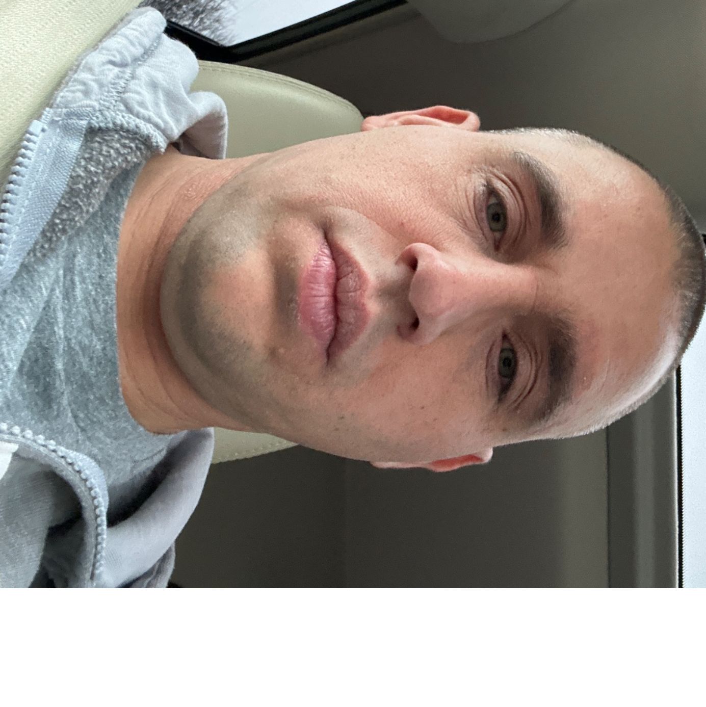 Profile of Lukasz Tomaszewski