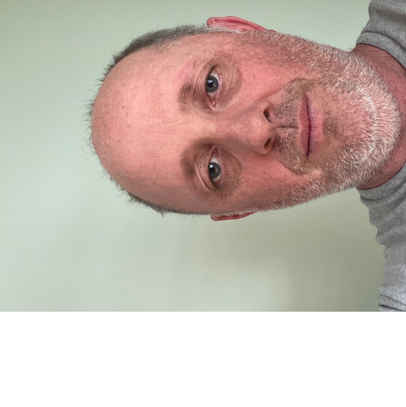 Profile of Hoff Thomas