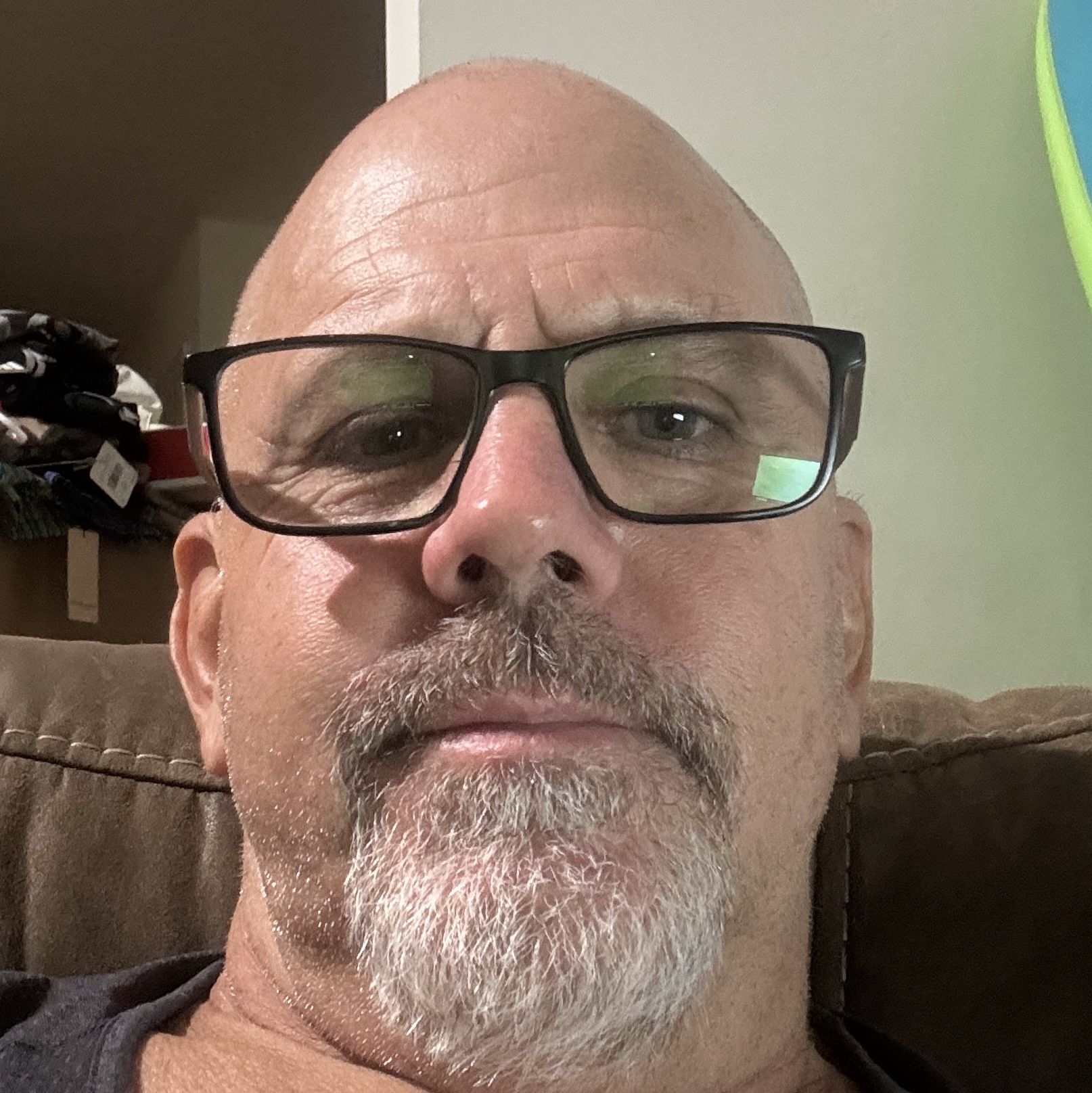 Profile of Barry Lee