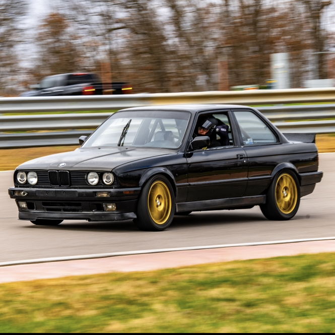 Profile of Dmitriy Mazur