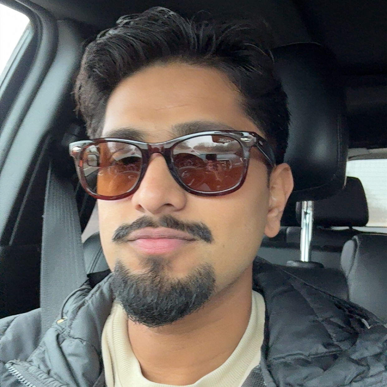 Profile of Neeraj Choulkar