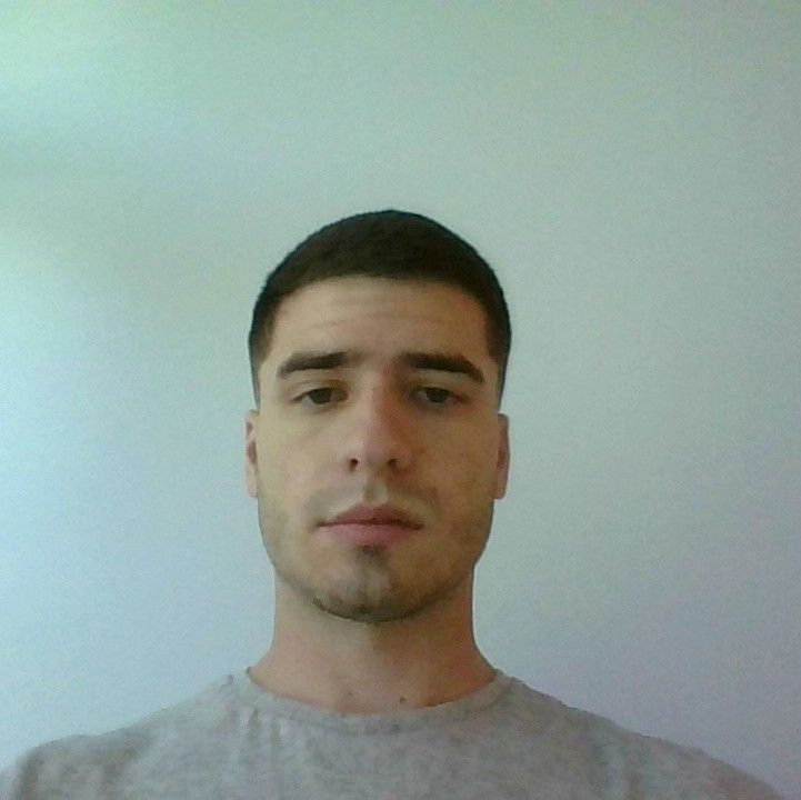 Profile of Lucas Bozek