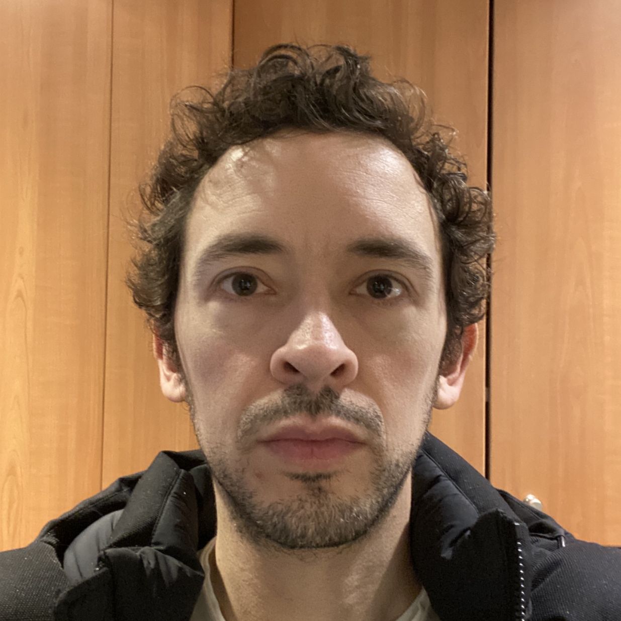 Profile of Jasper Follows