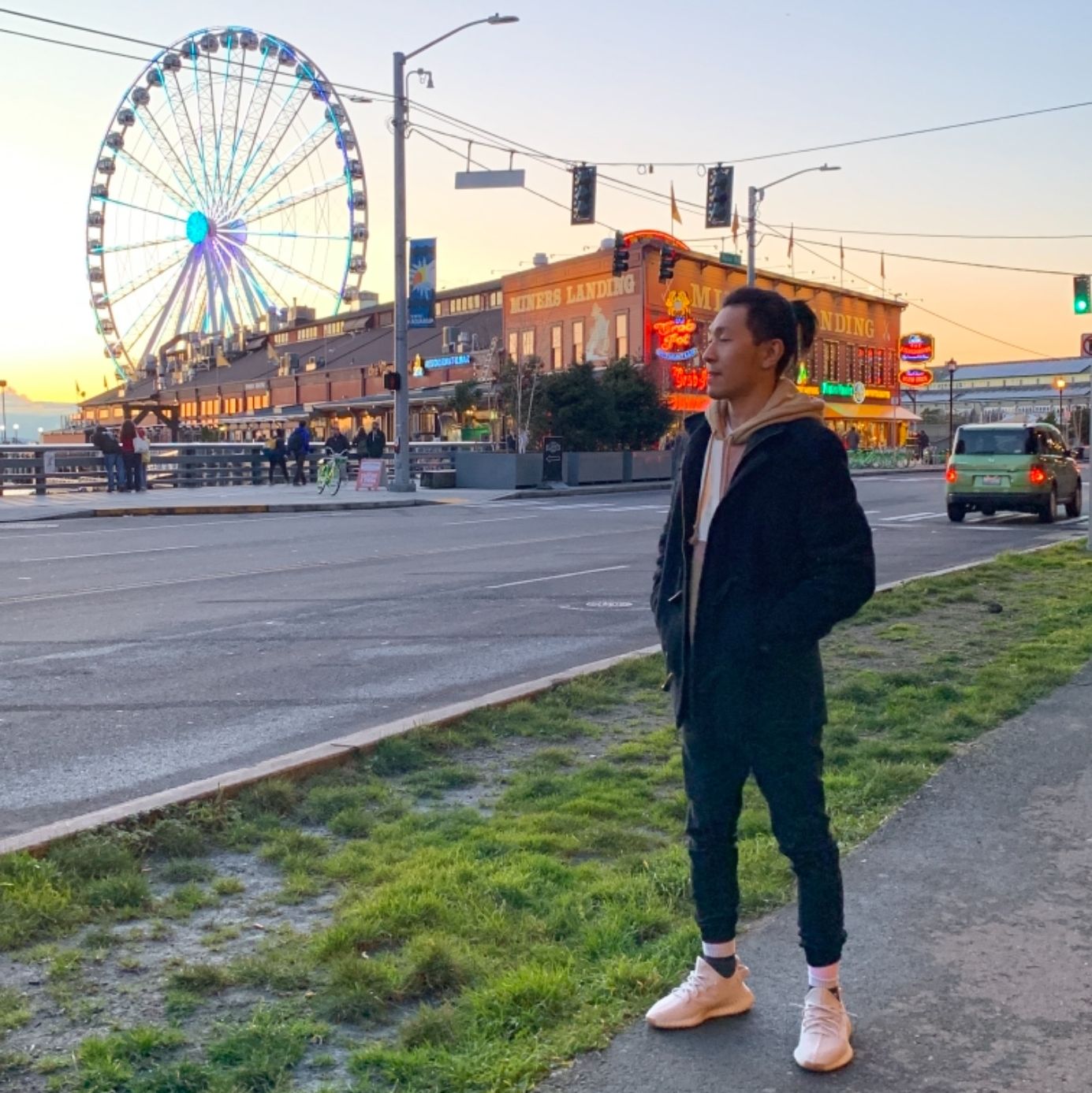 Profile of Robin Luo