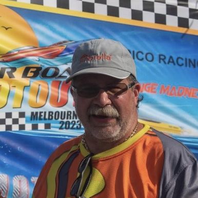 Profile of Jorge E Ruiz Roman