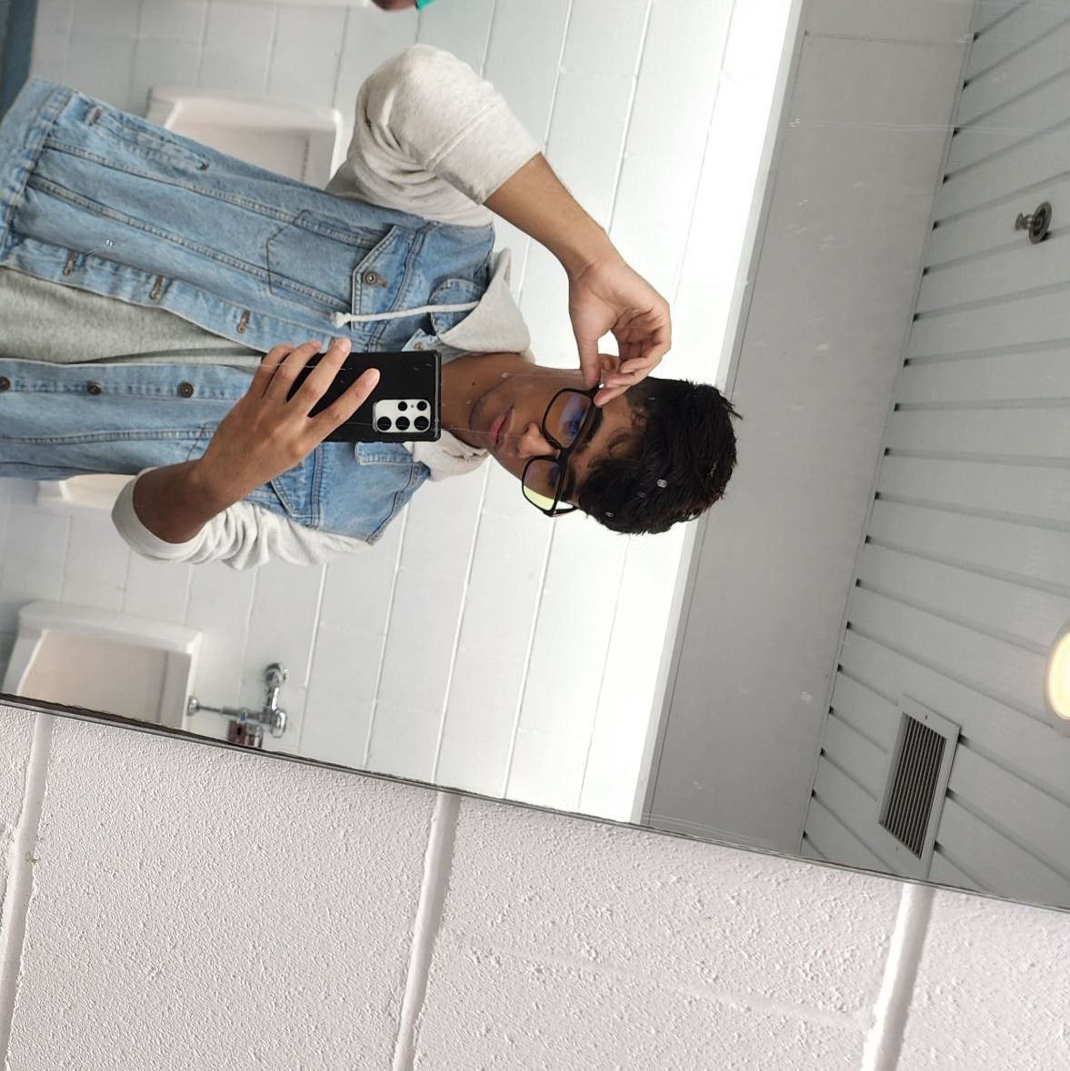 Profile of Moises Vega