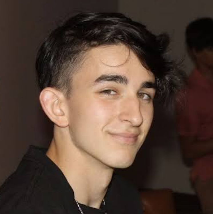 Profile of Ashton Zertuche