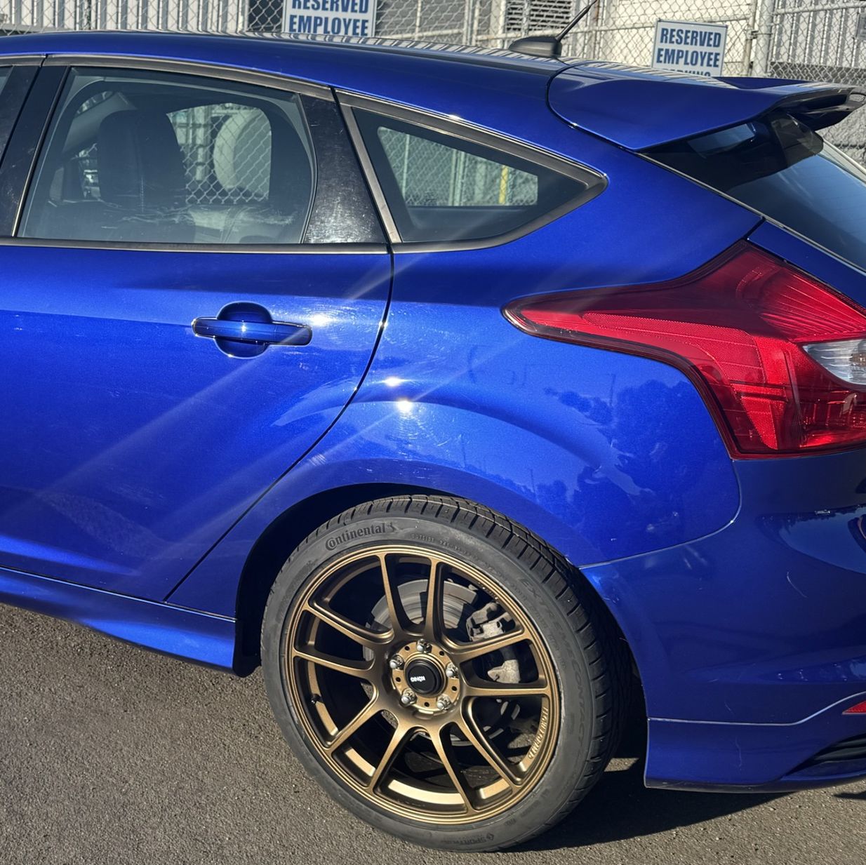 Profile of April Bowling