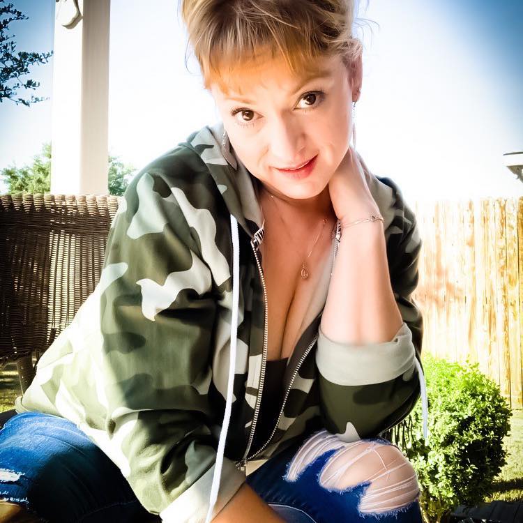 Profile of Sandra Scott