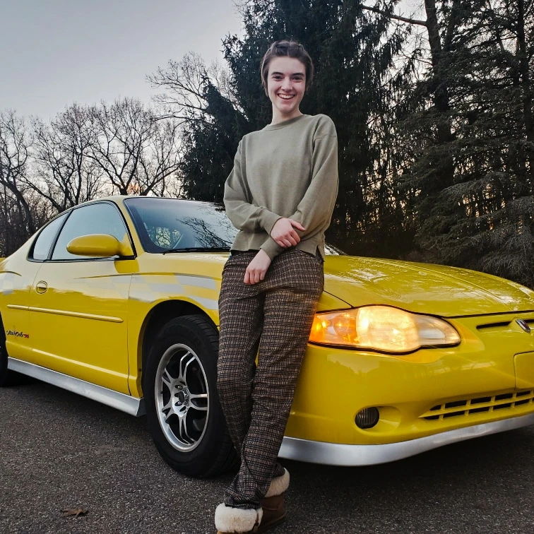 Profile of Leah Hopkins