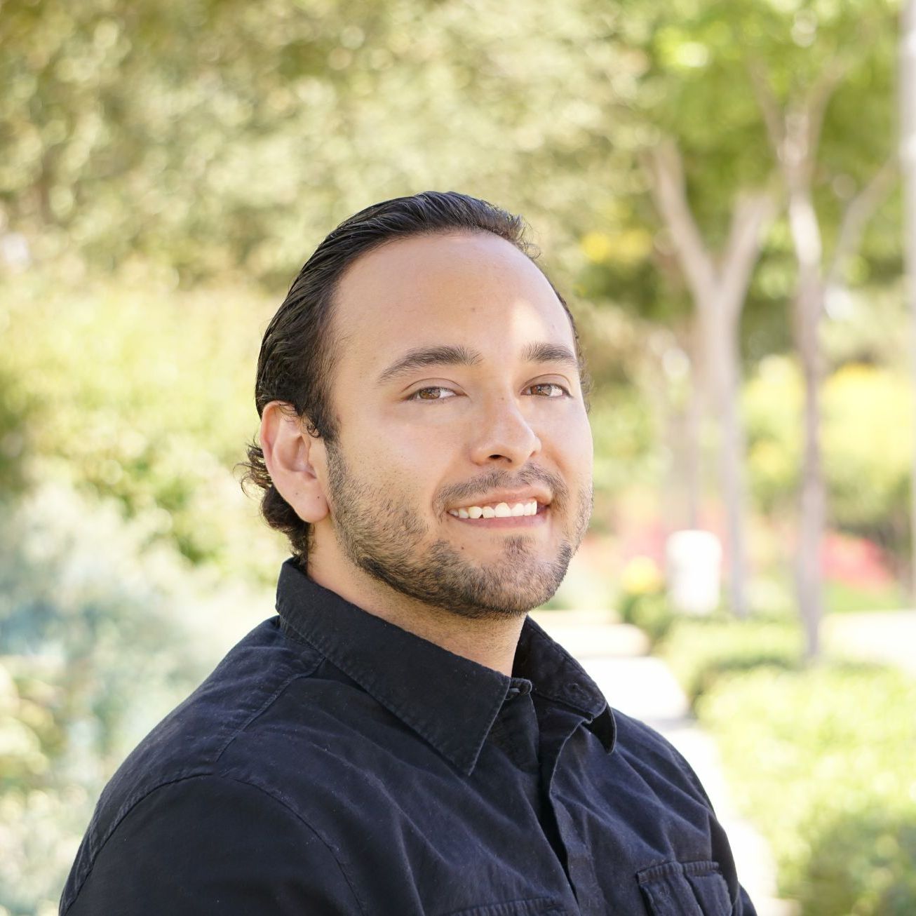 Profile of Luis Cardenas