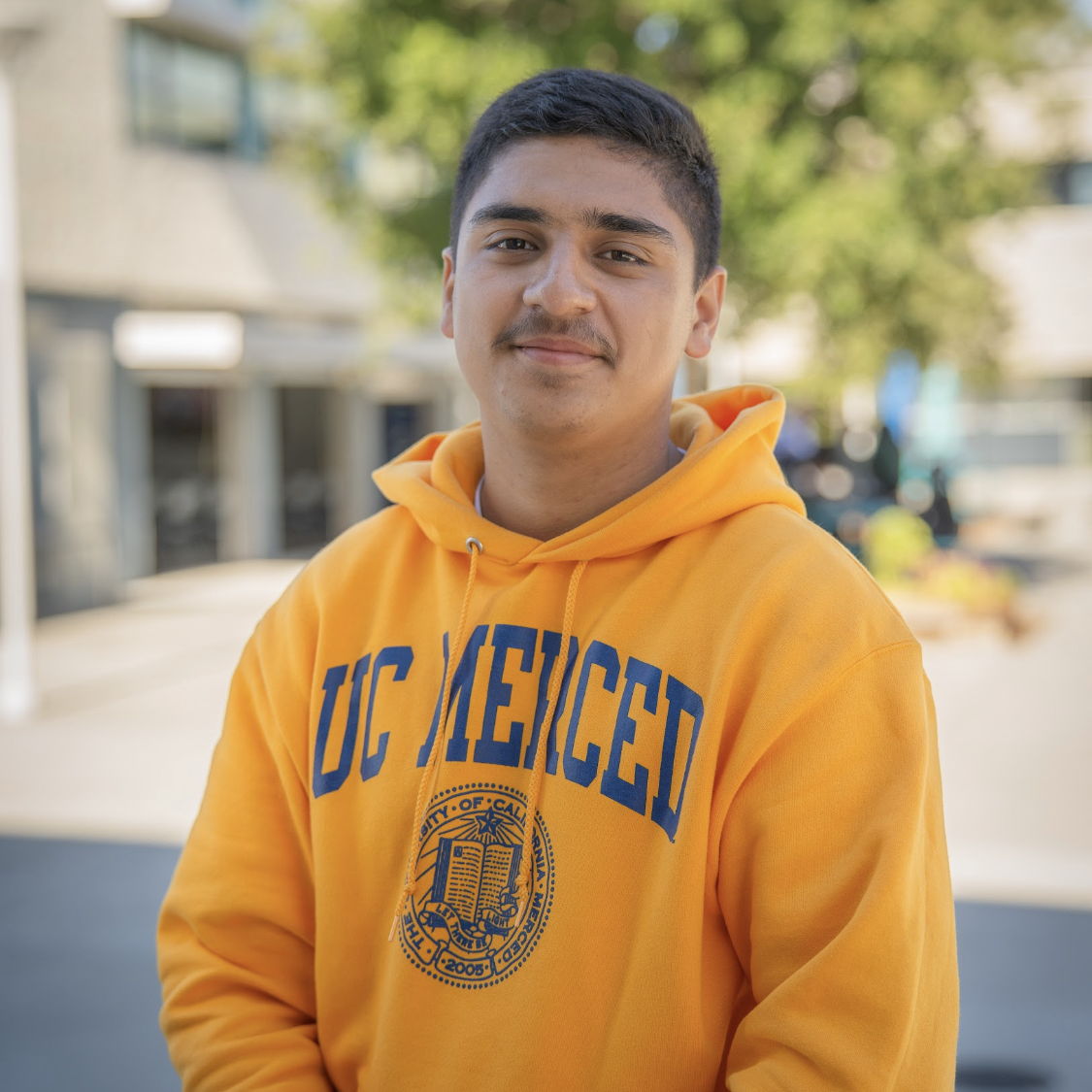 Profile of Adrian Del Rio