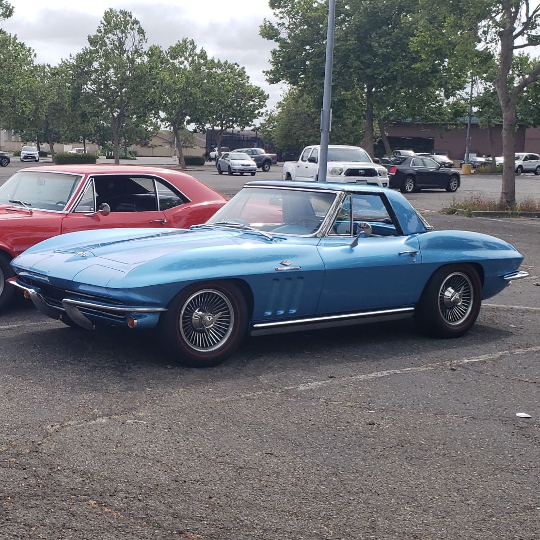 Profile of Vic Almeida