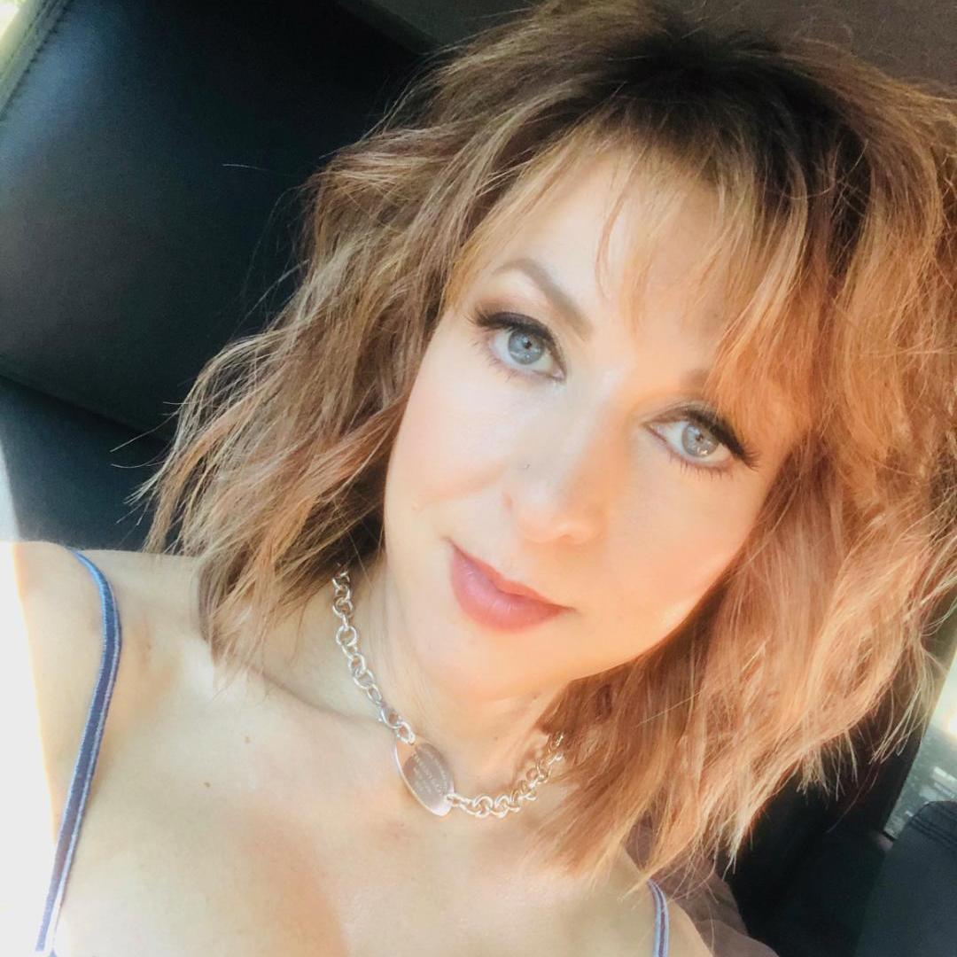 Profile of Erin Elliott