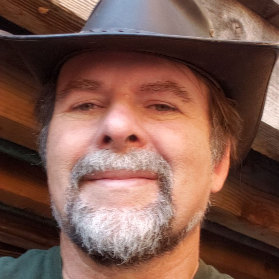 Profile of Lon Salgren