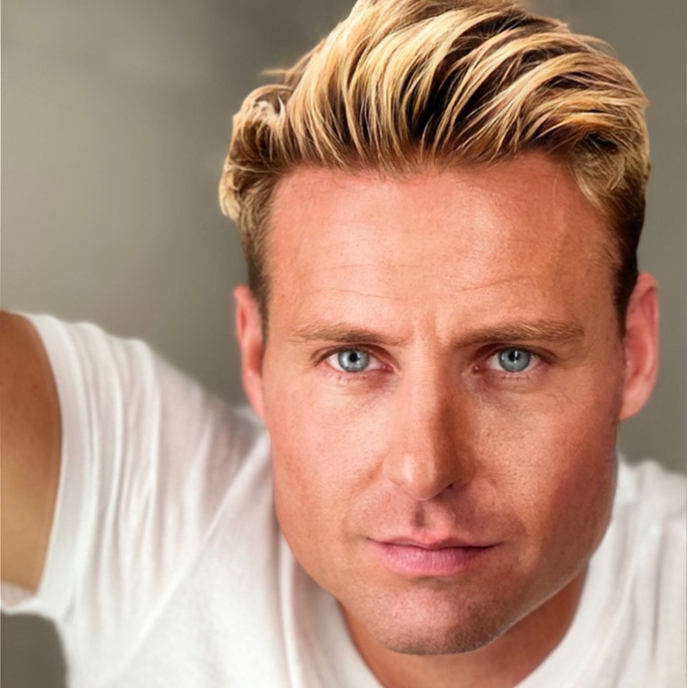 Profile of David Pachkofsky