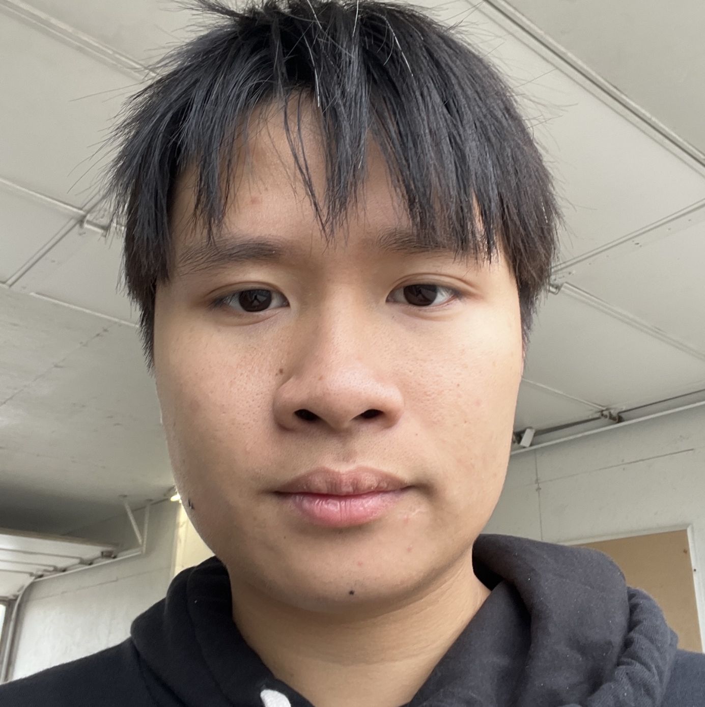 Profile of Zengye Feng