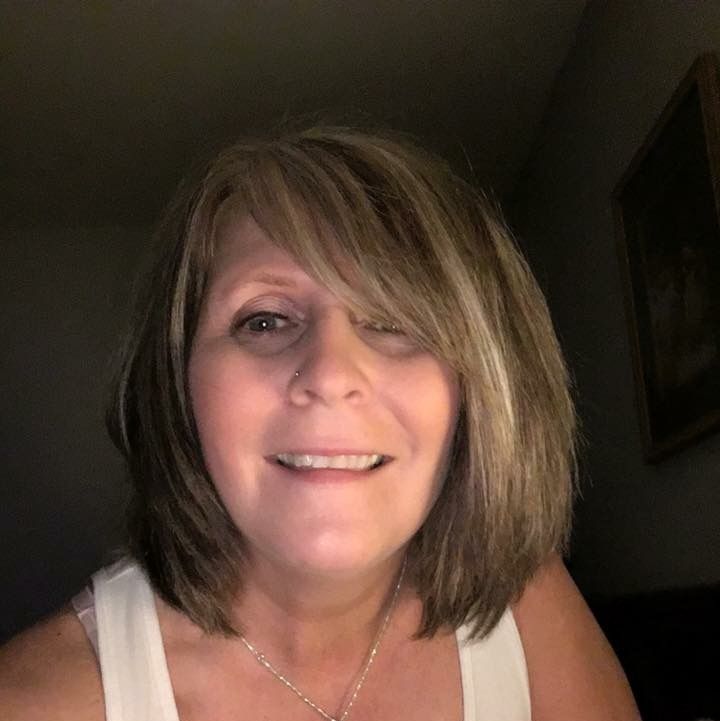 Profile of Lisa Lindow