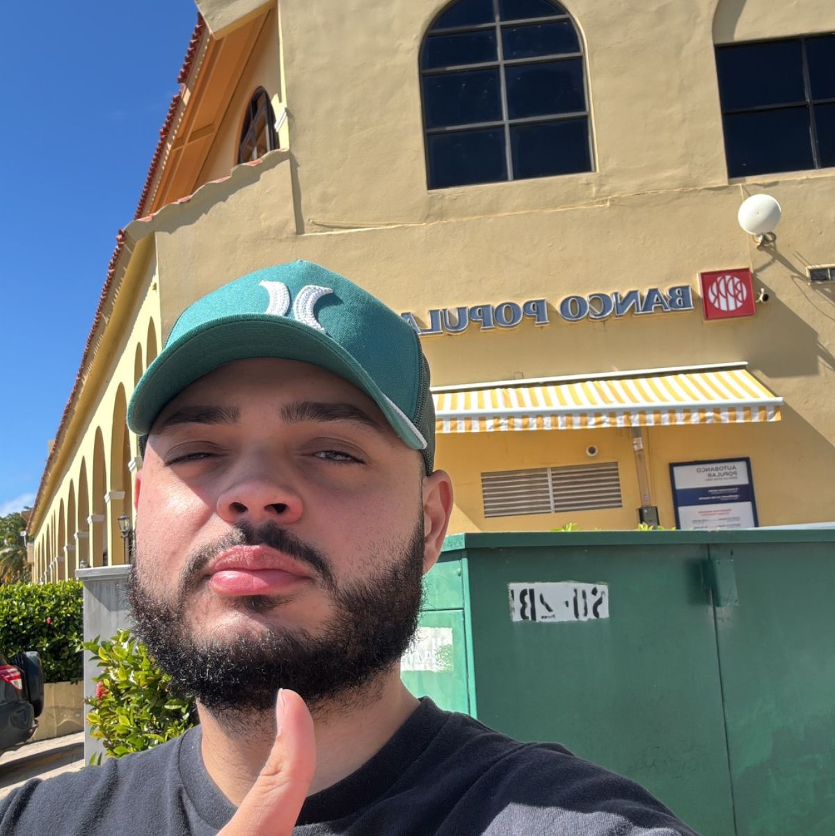 Profile of Edwin Cruz