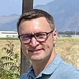Profile of Alex Baron