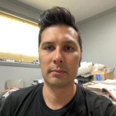 Profile of Wayne Chin