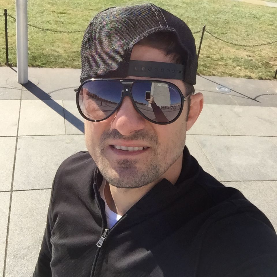 Profile of Eduardo Carvalho