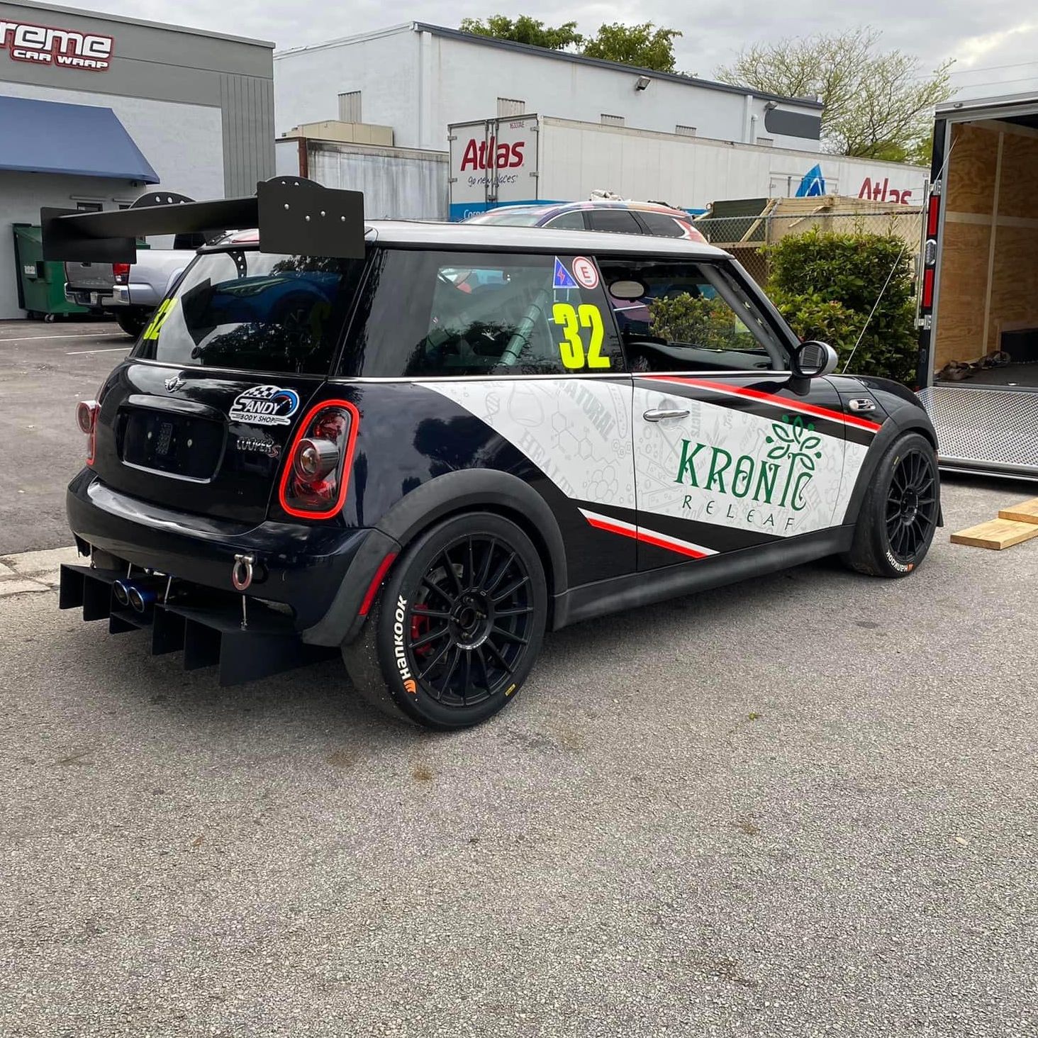 Profile of Carlos Villasana