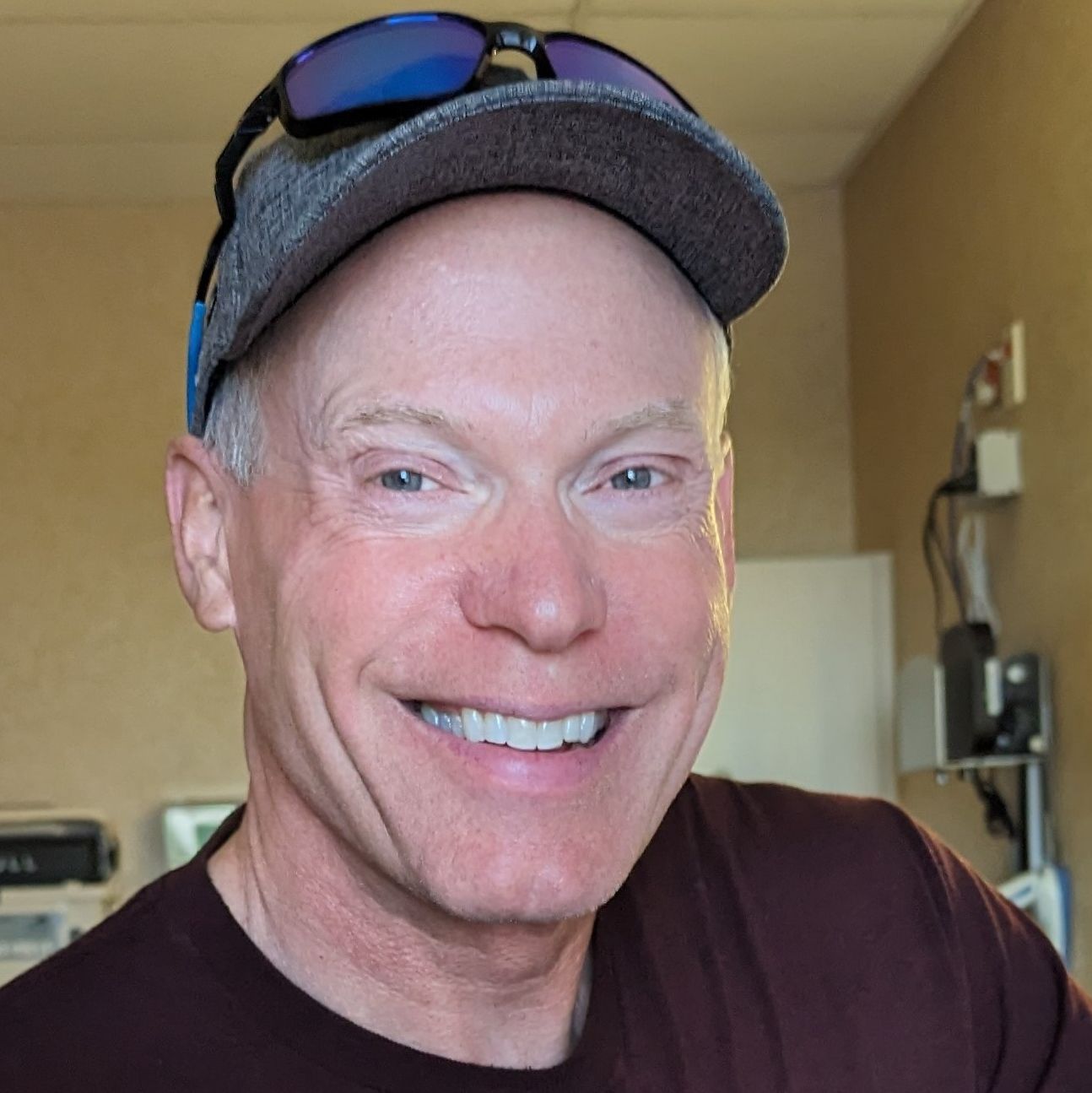 Profile of Lee Lenhardt