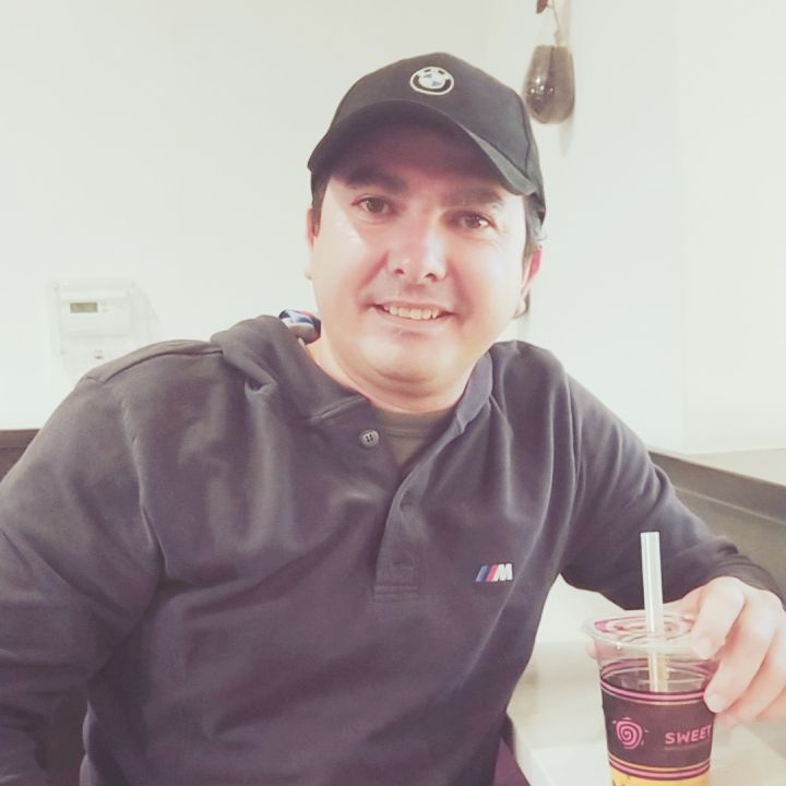 Profile of Arwen Ross