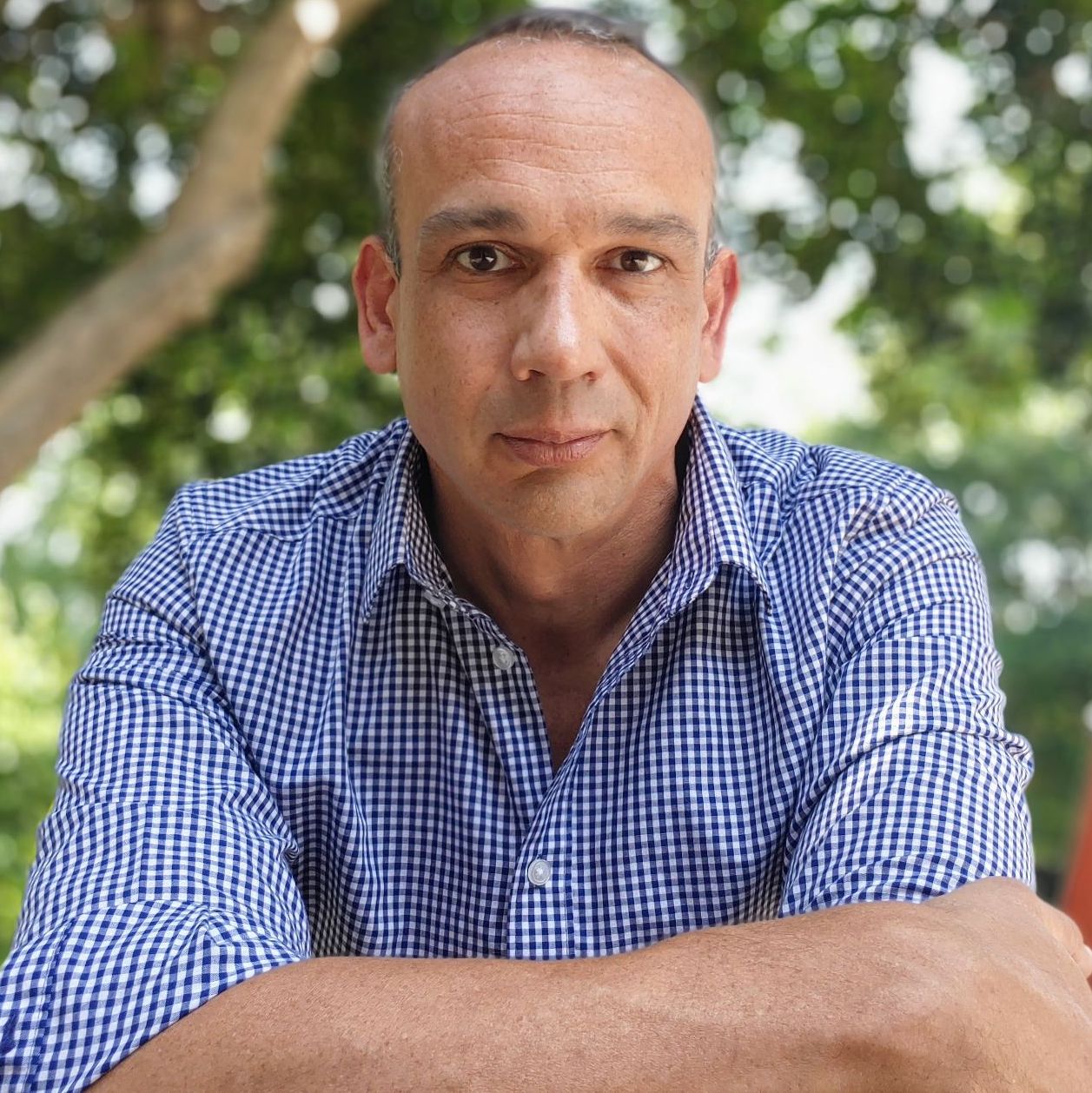 Profile of Robert Russo