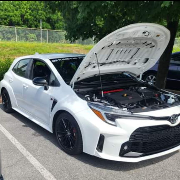 Profile of Derek Price