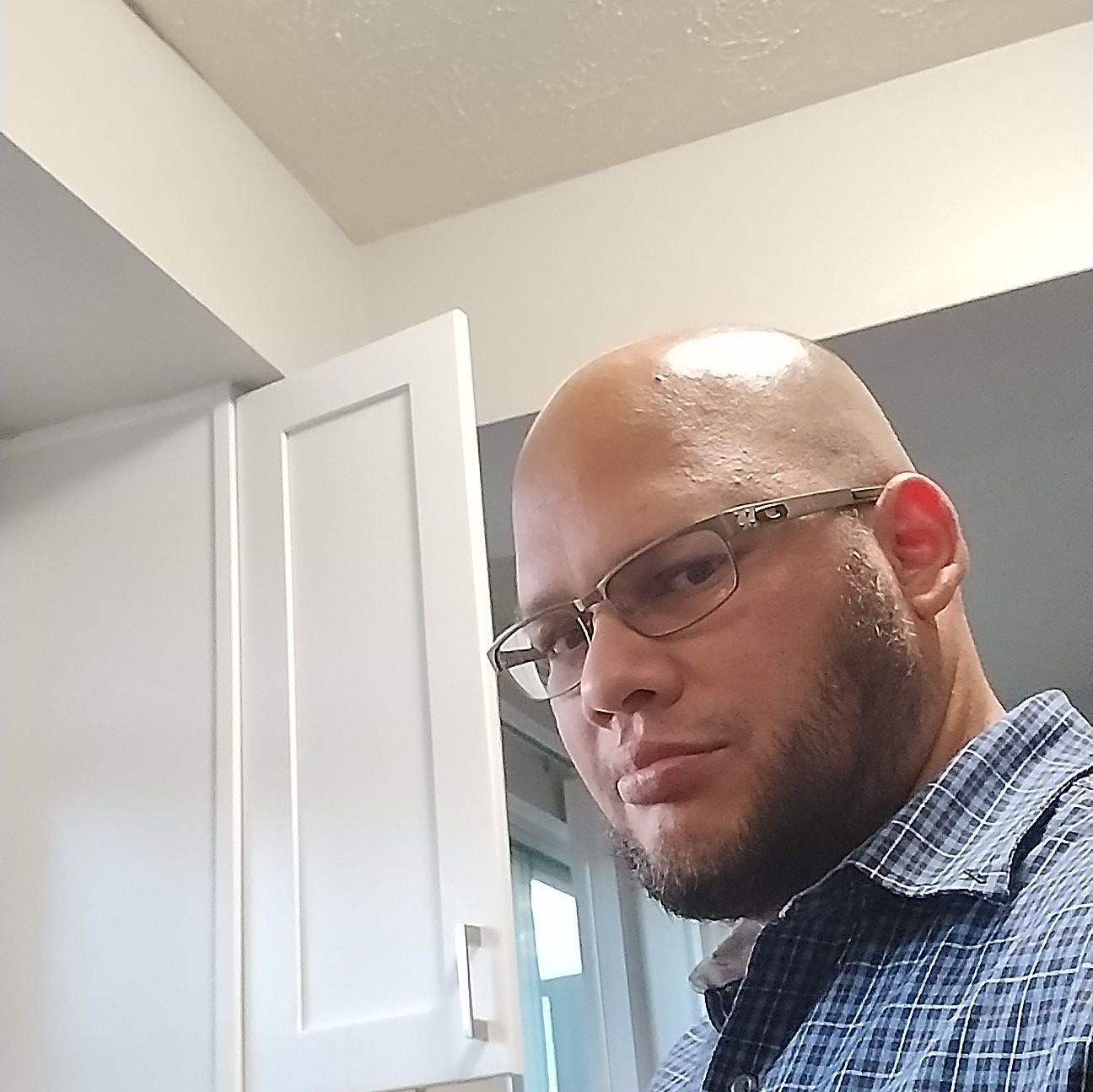 Profile of Eduardo Siberio