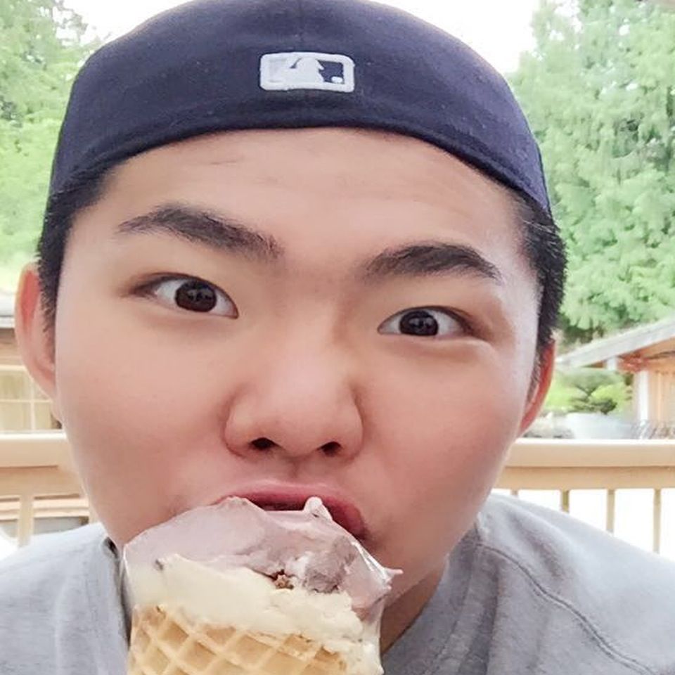 Profile of Zay Jiayu Liu