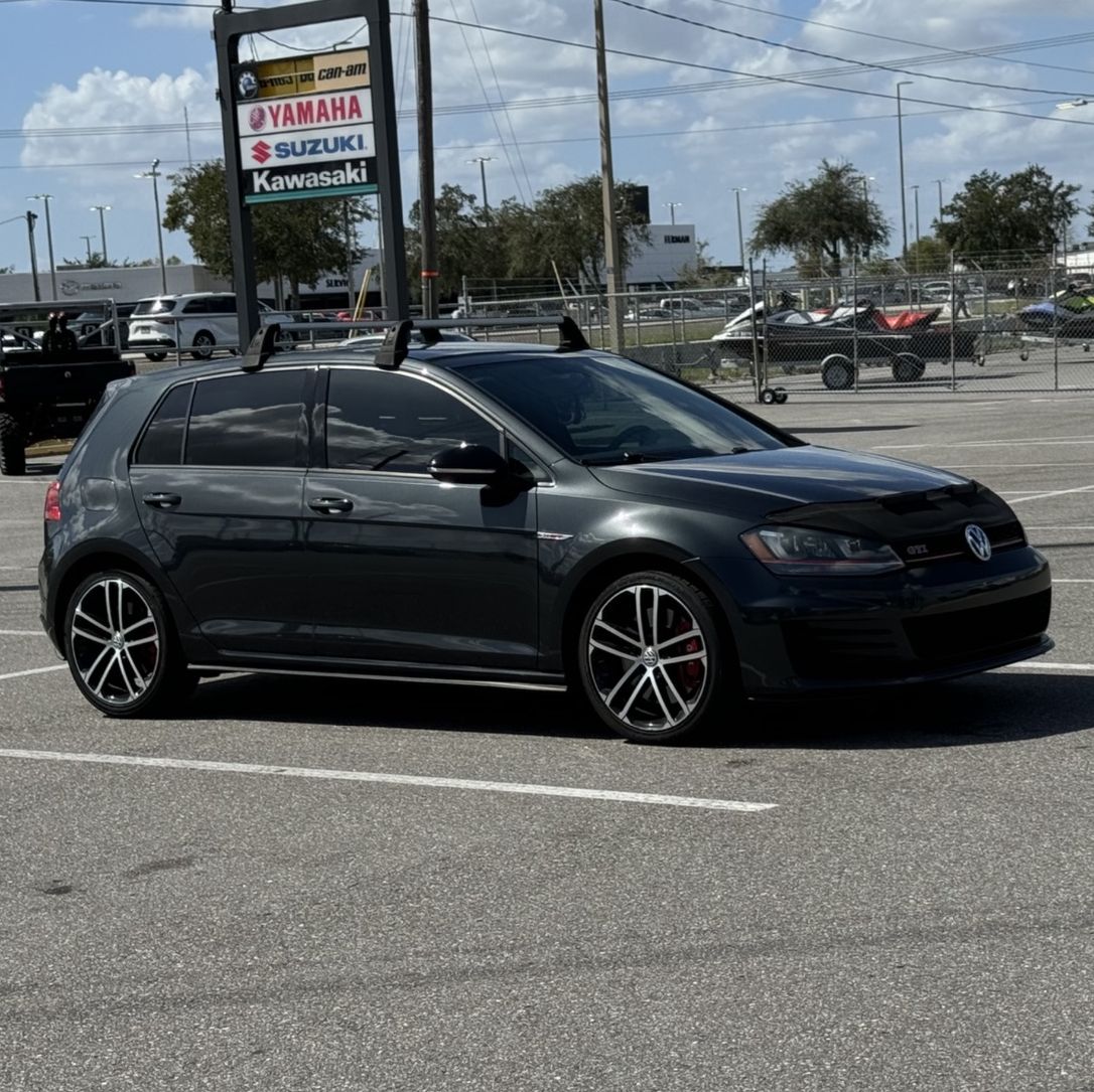 Profile of Giovanni Gonzalez