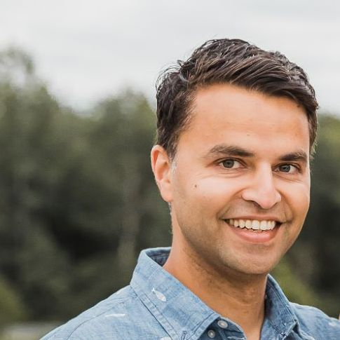 Profile of Dushyant Wadivkar