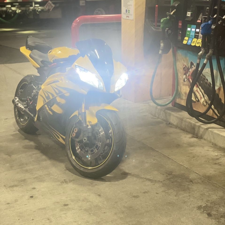 Profile of Blake Bro