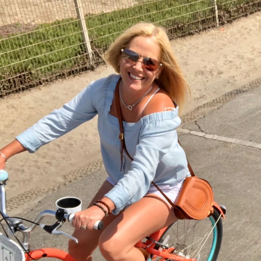 Profile of Lisa Halford