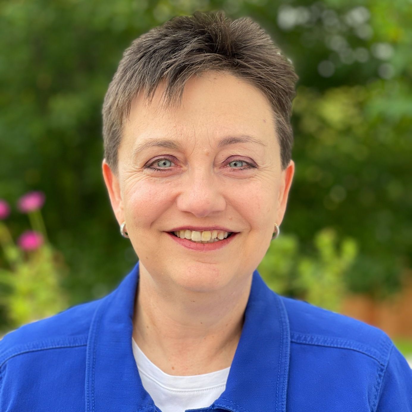 Profile of Deb Plumadore