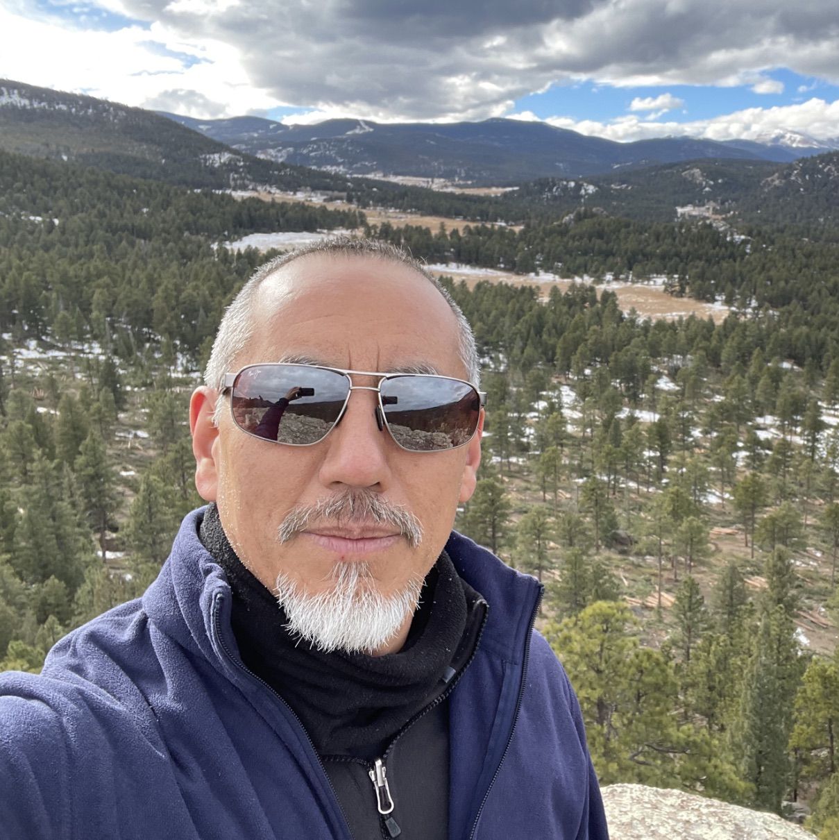 Profile of Raul Giles